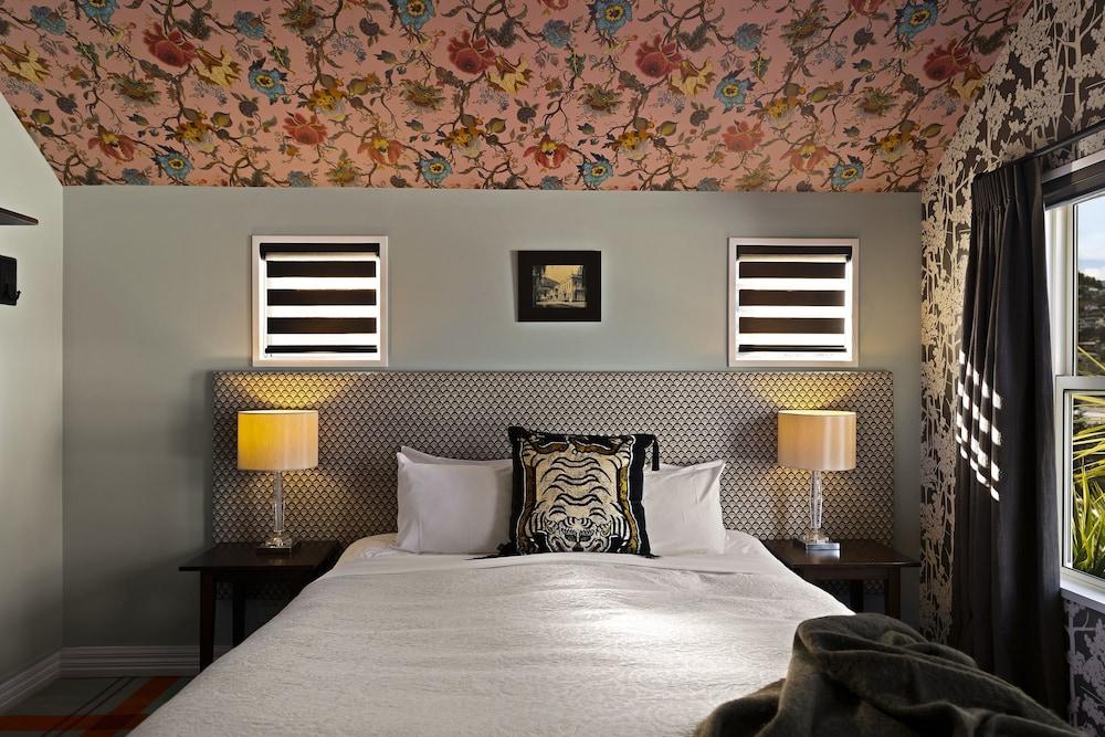 The Dairy Private Hotel By Naumi Hotels Куийнстаун Екстериор снимка